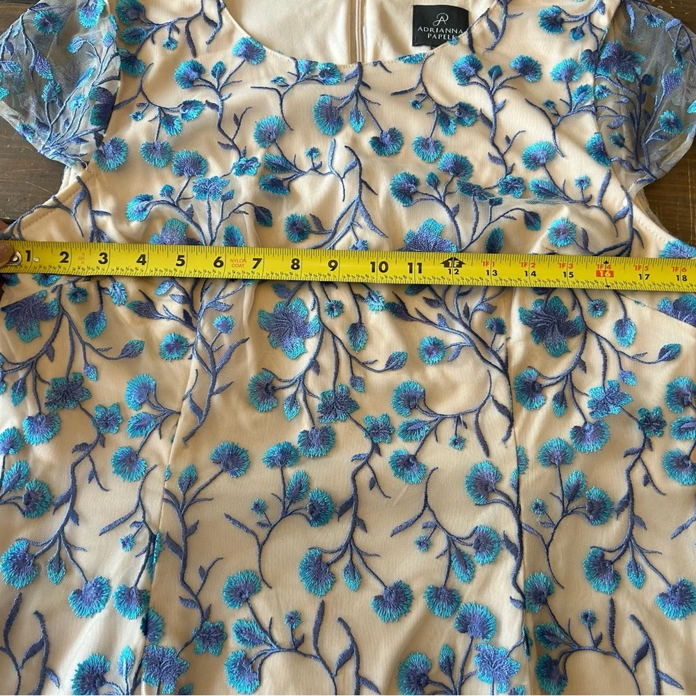 Adrianna Papell Floral Sheath Dress Cream Blue Nude Cap Sleeve Size 14 - Picture 10 of 14